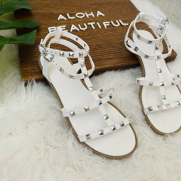Wild Diva White and Silver Studded Sandals - Picture 3 of 5
